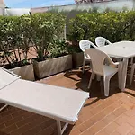 Condominio Penelope 101